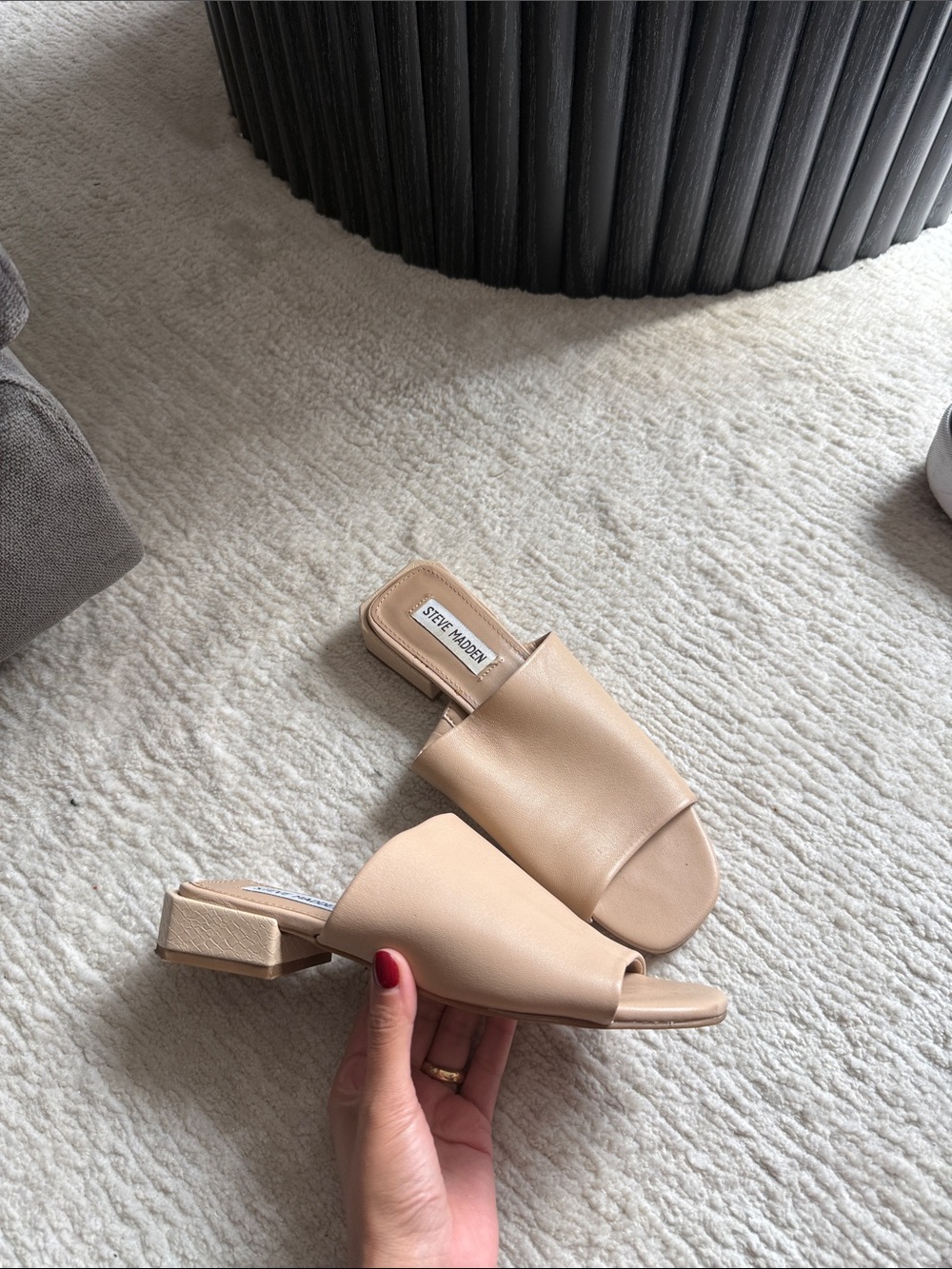 Steve Madden Beige Open-Toe Slide Mules